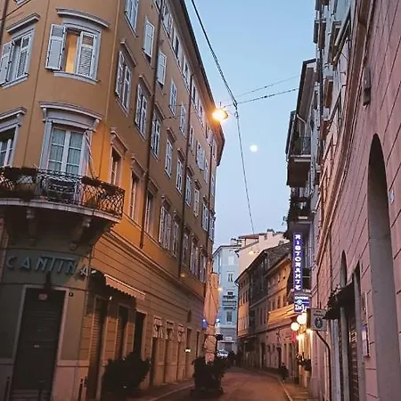 La Vie De Boheme Nocleg ze śniadaniem Triest